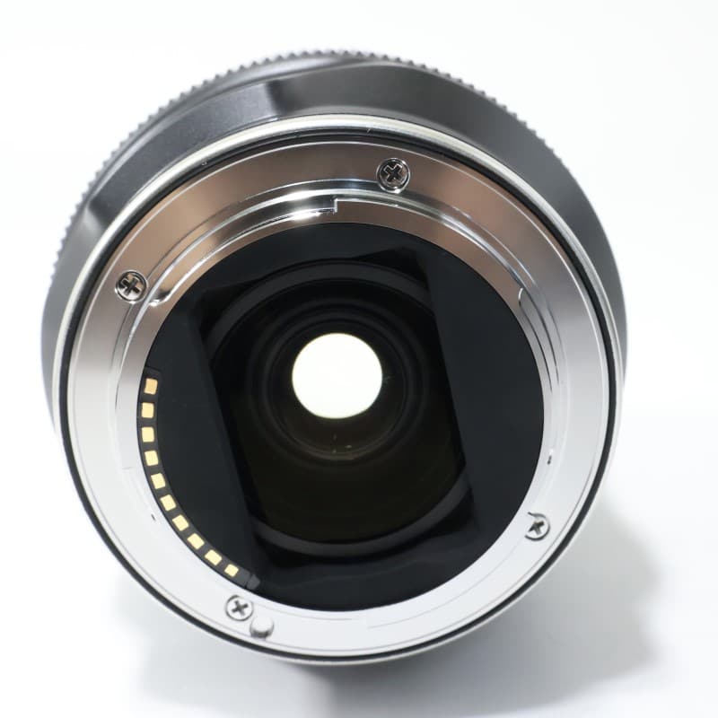 25-200mm F/2.8-5.6 Di III VXD G2 (Model A075S) ソニーEマウント