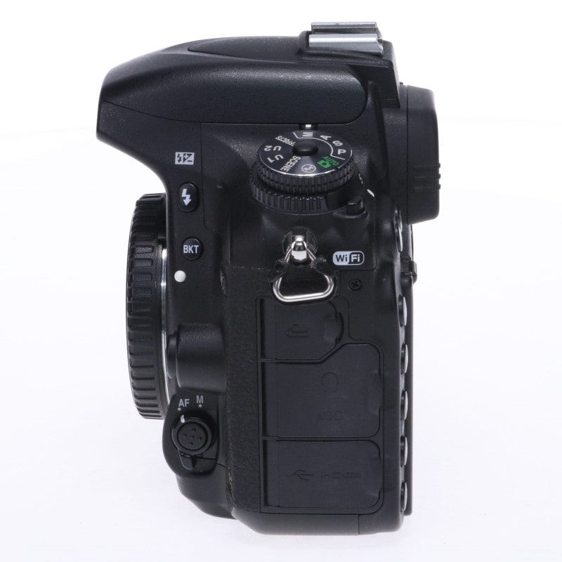 D750