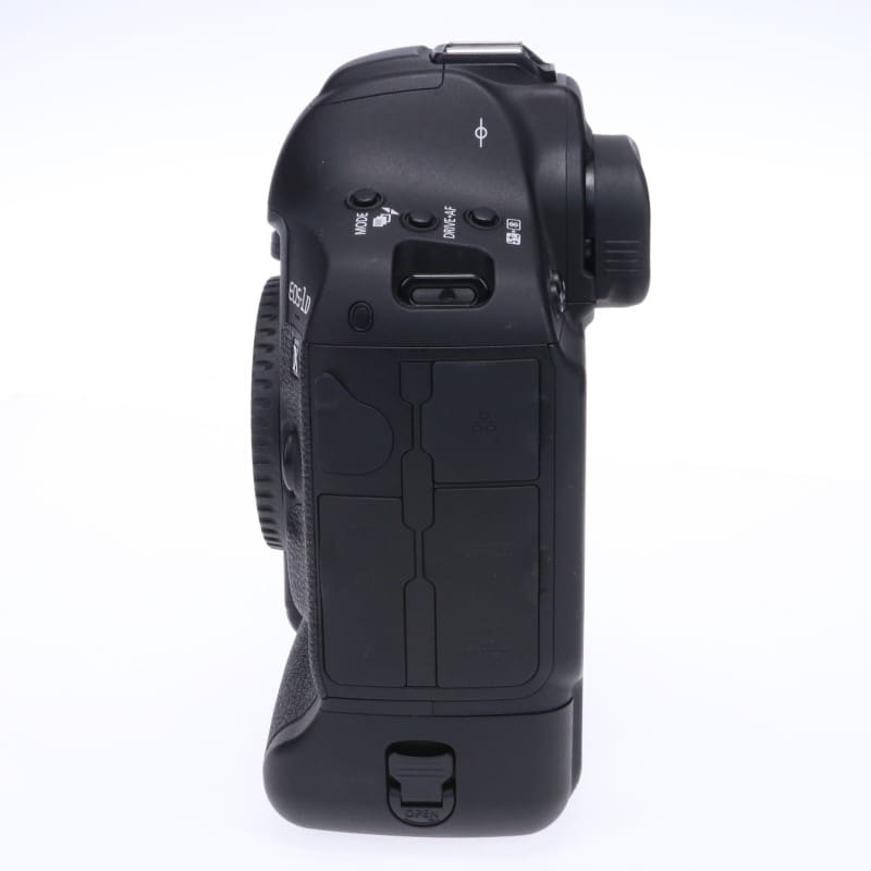 EOS-1D X Mark II ボディー