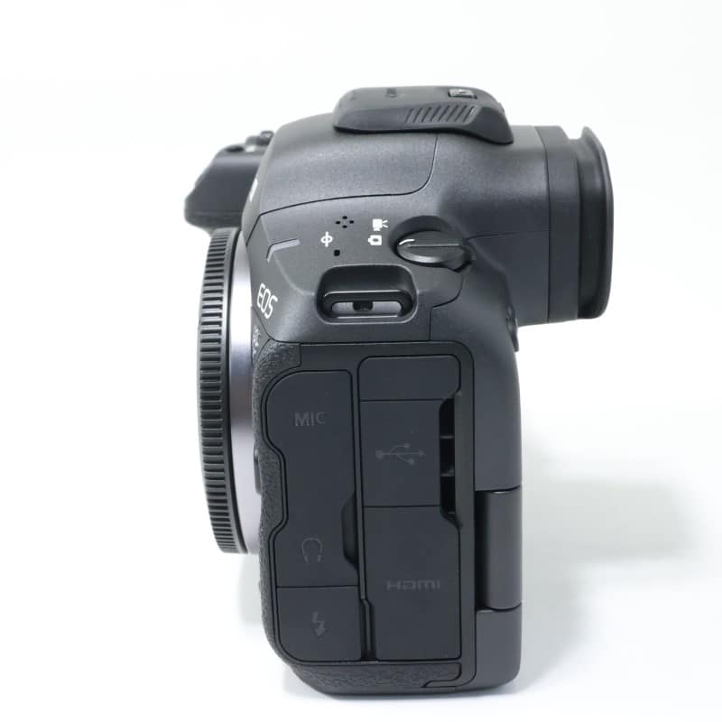 EOS R5 Mark II ボディー