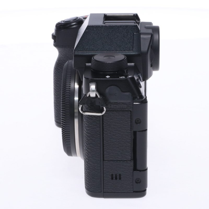FUJIFILM X-S10