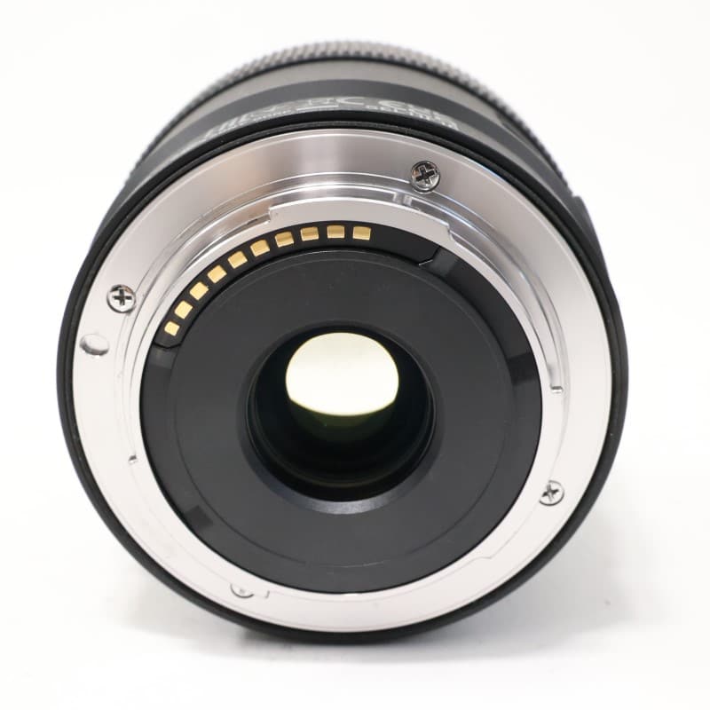 E 11mm F1.8 SEL11F18