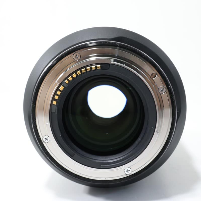 RF135mm F1.8 L IS USM