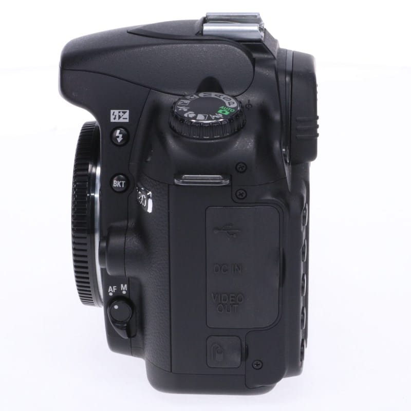 D80 ボディ