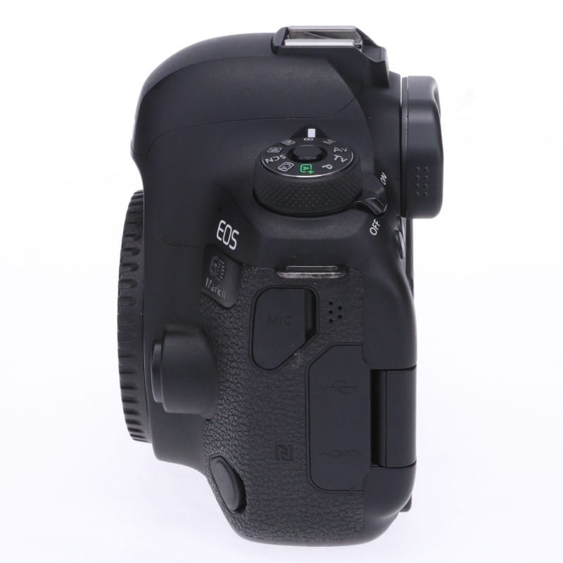 EOS 6D Mark II ボディー