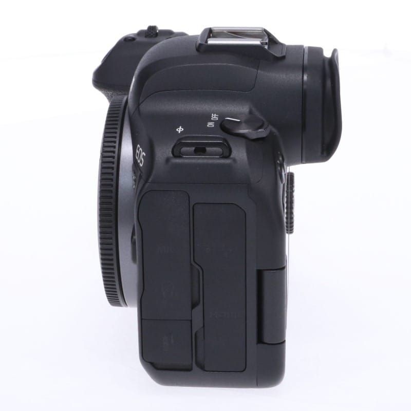 EOS R6 ボディー