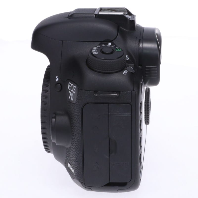 Canon EOS 7D Mark II ボディー ABランク 中古｜フジヤカメラ