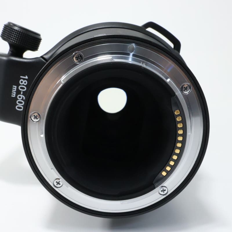 NIKKOR Z 180-600mm f/5.6-6.3 VR