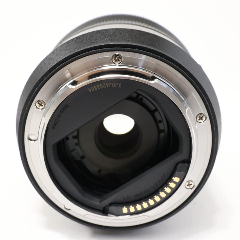 LUMIX S 20-60mm F3.5-5.6 S-R2060