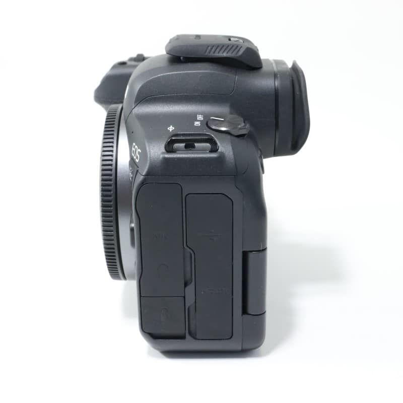EOS R6 ボディー