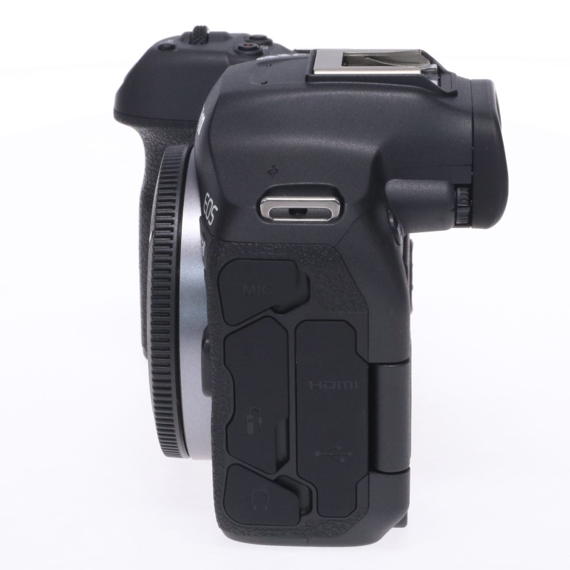 EOS R7