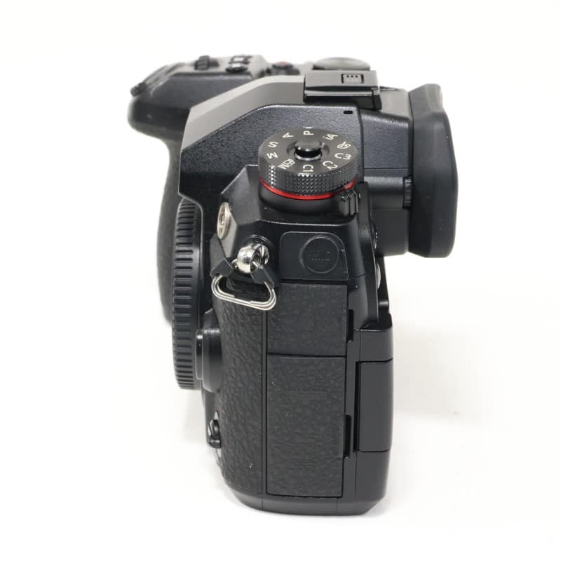 LUMIX G9 Pro DC-G9