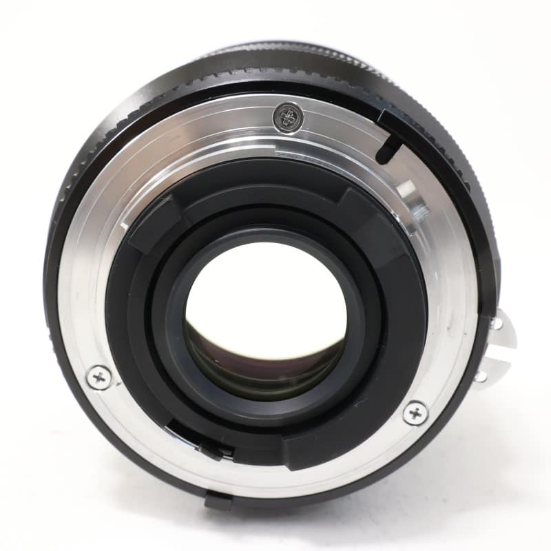 Makro Planar T* 2/50 ZF