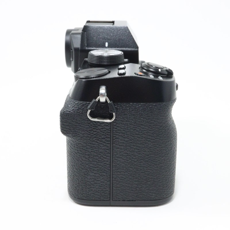 FUJIFILM X-S10