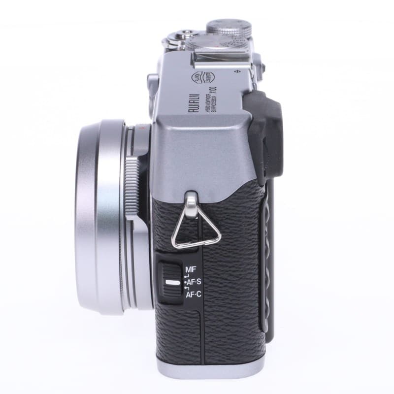 FinePix X100