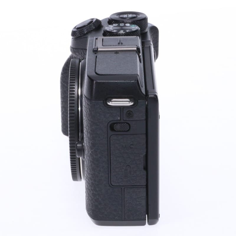 EOS M6 Mark II ボディー ブラック