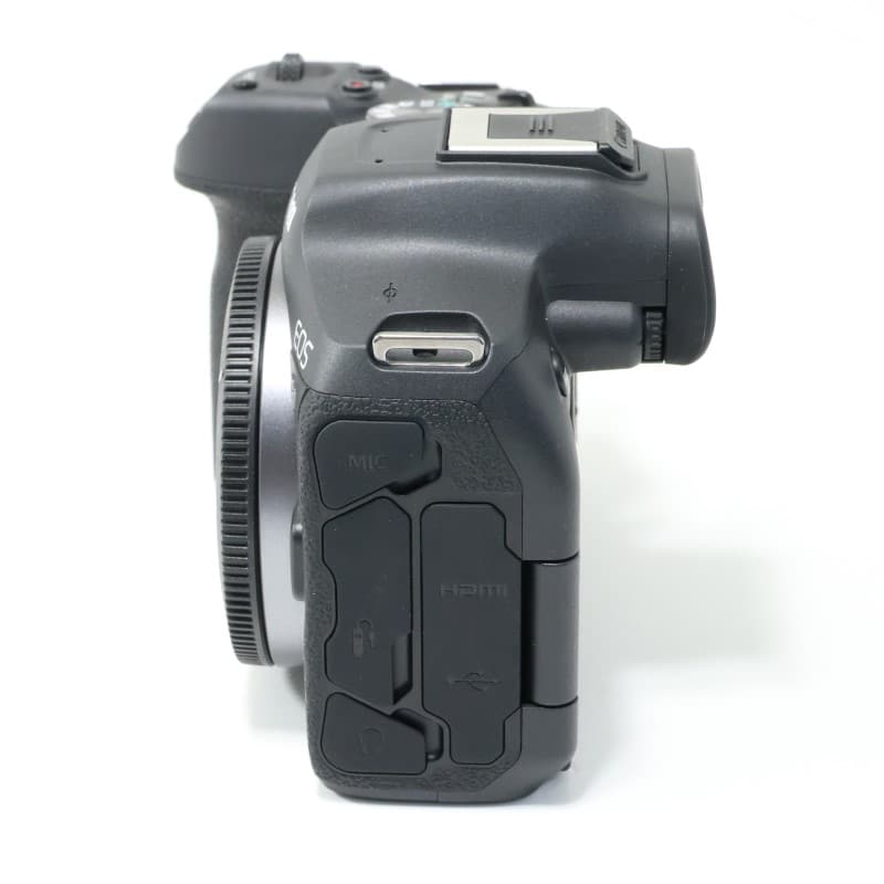 EOS R7 ボディー