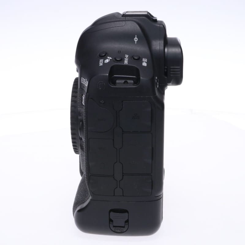 EOS-1D X Mark III ボディー