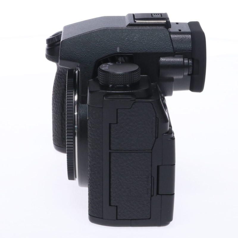 LUMIX DC-S5M2X