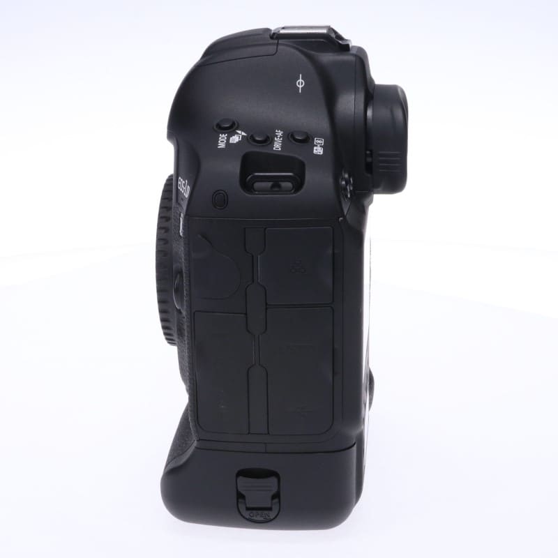 EOS-1D X Mark II ボディー