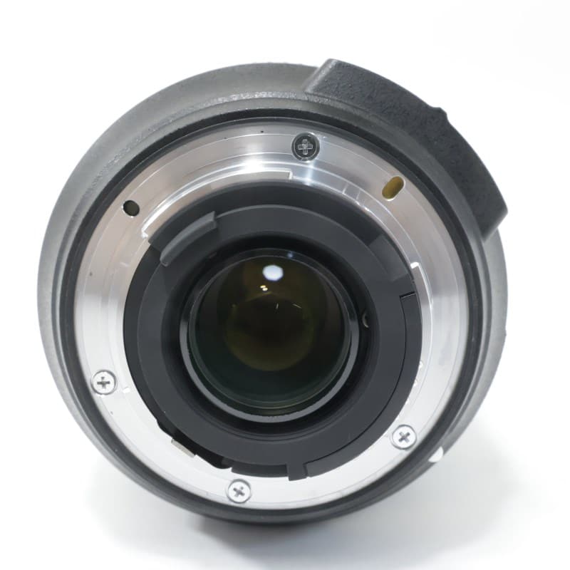 AF-S DX NIKKOR 18-140mm f/3.5-5.6G ED VR