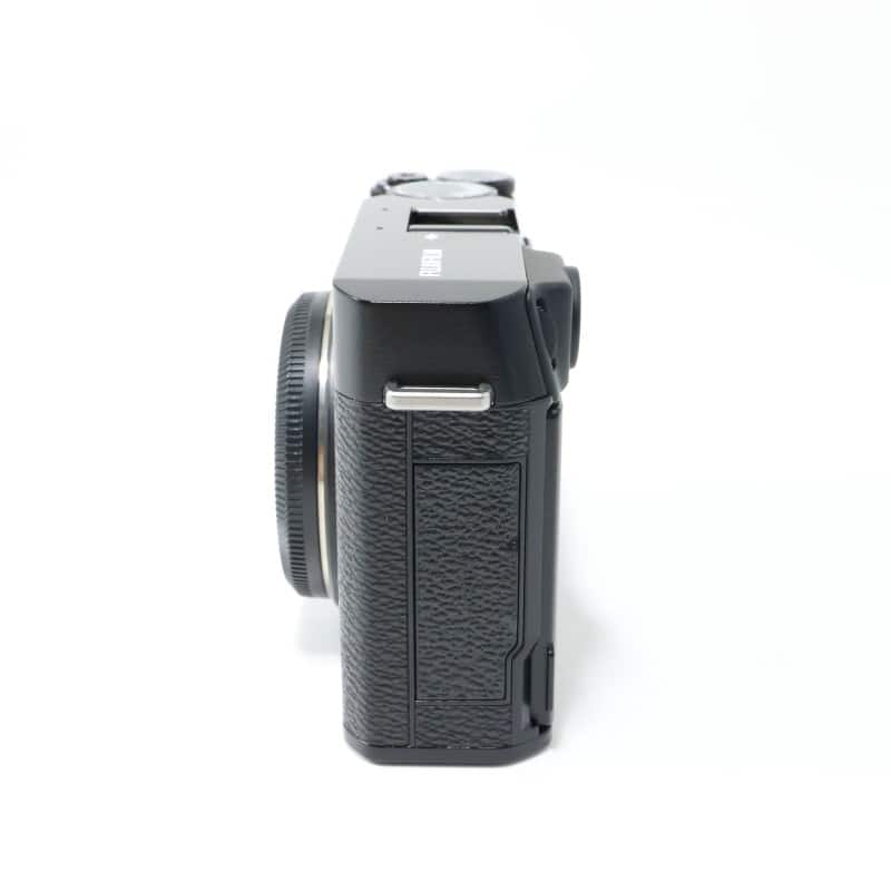 FUJIFILM X-E4 ボディ ブラック