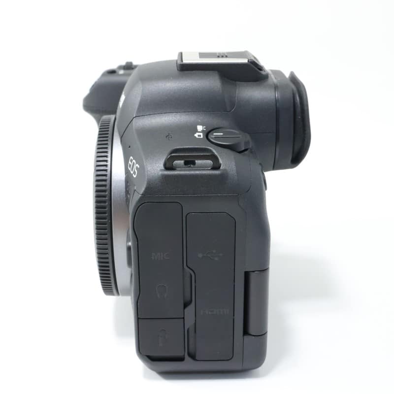 EOS R6 Mark II ボディー