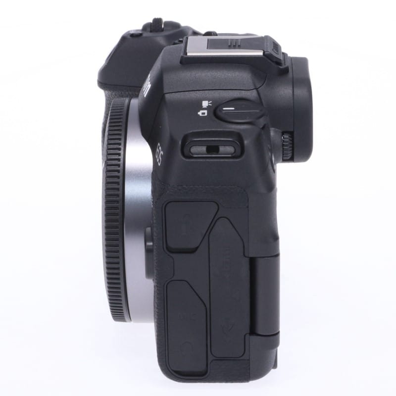 Canon EOS R8 ボディー 中古 C2120186261908｜中古通販フジヤカメラ