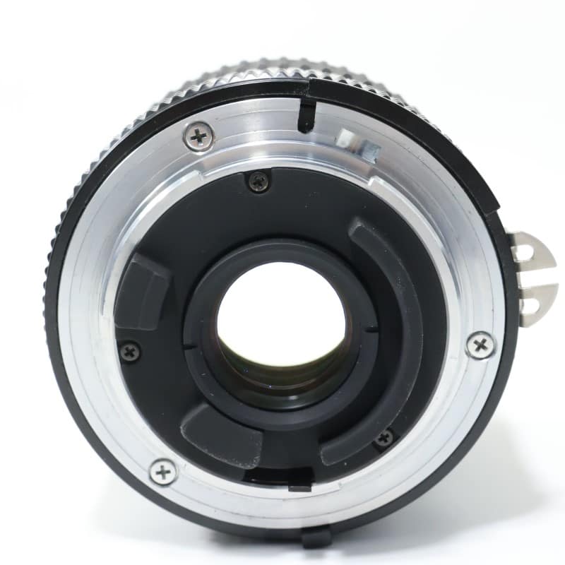 AI Nikkor 28mm f/2.8S