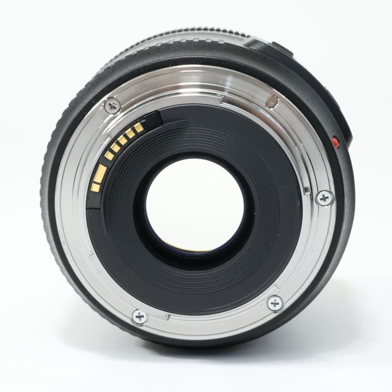 EF 35mm F2 IS USM