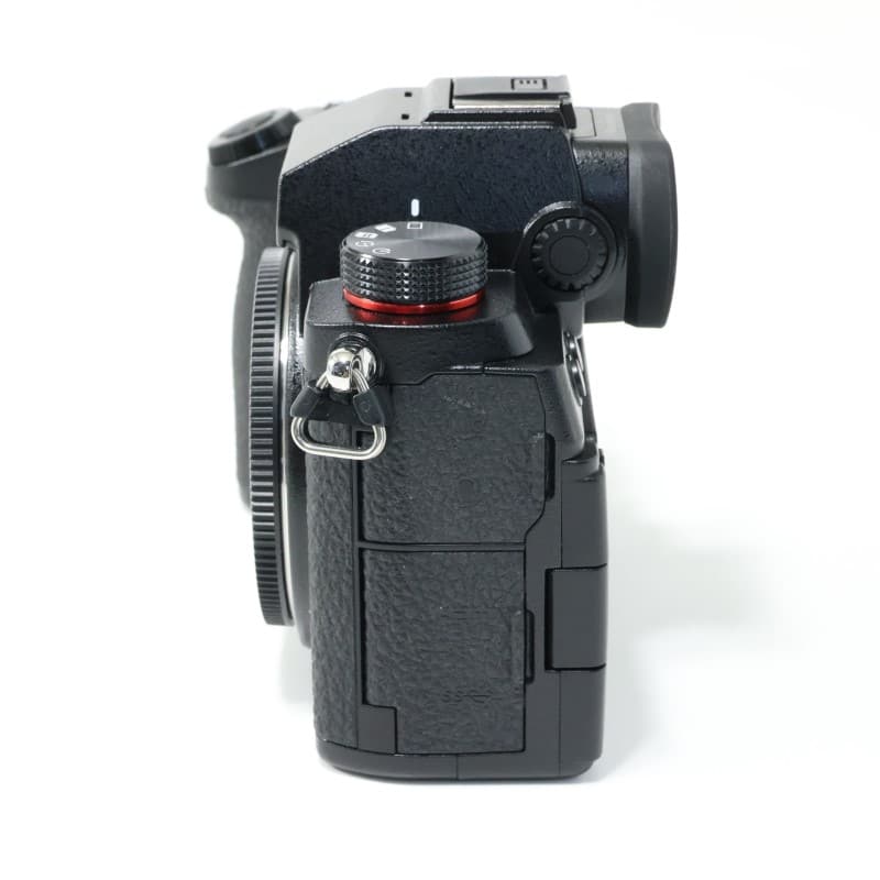 LUMIX S5 ボディ DC-S5