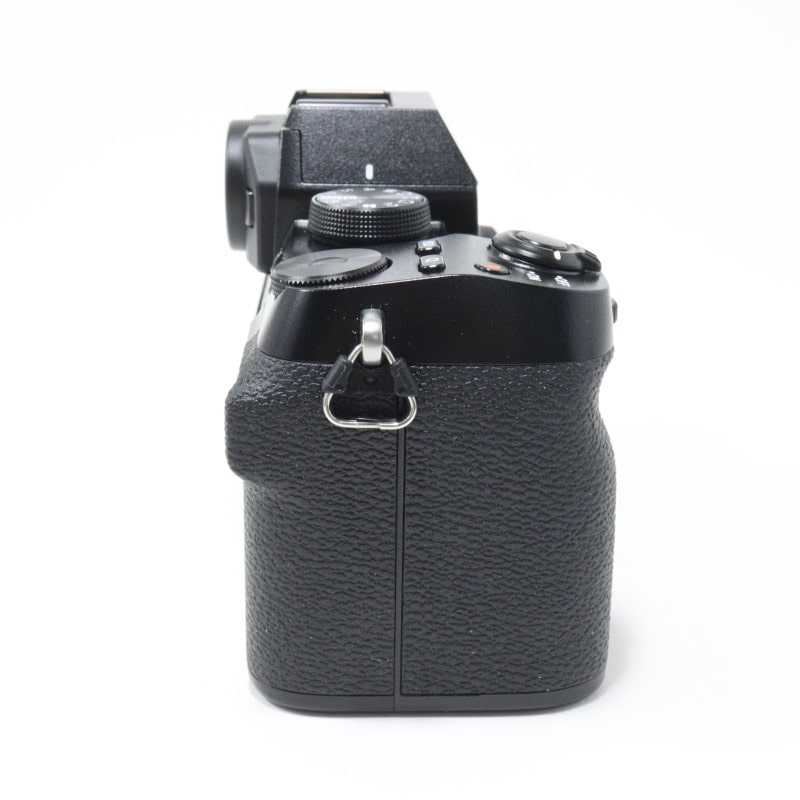 FUJIFILM X-S10