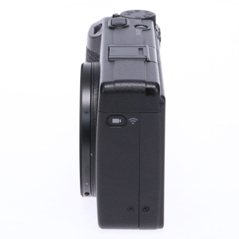 RICOH GR III