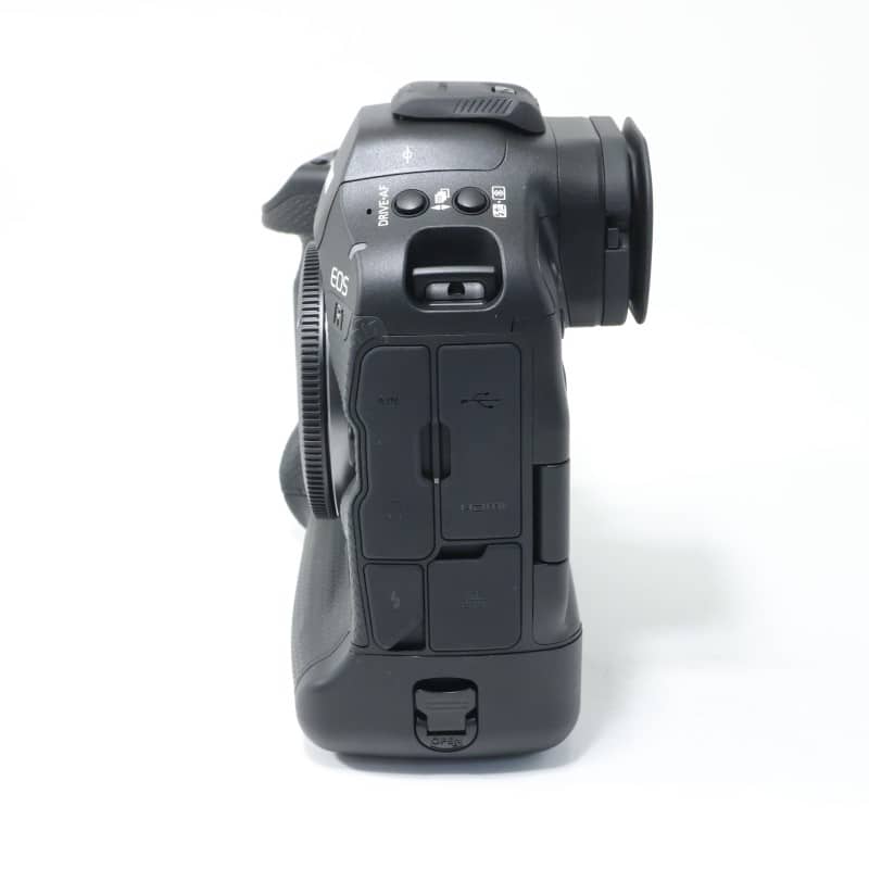 EOS R1 ボディー