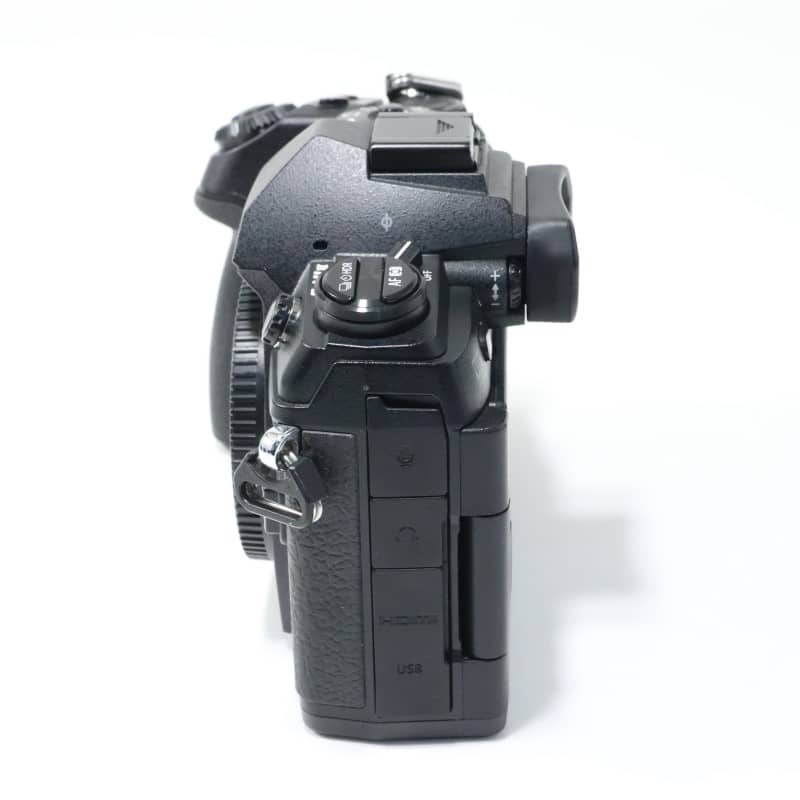 OM-D E-M1 Mark II ボディー