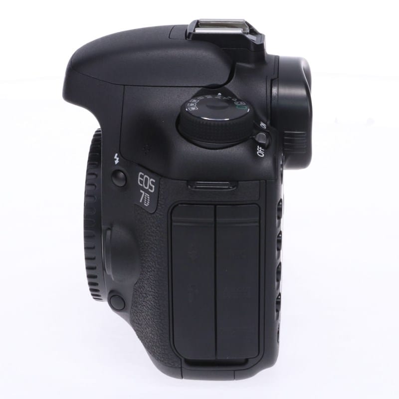 Canon EOS 7D ボディー AB+ランク 中古｜フジヤカメラ