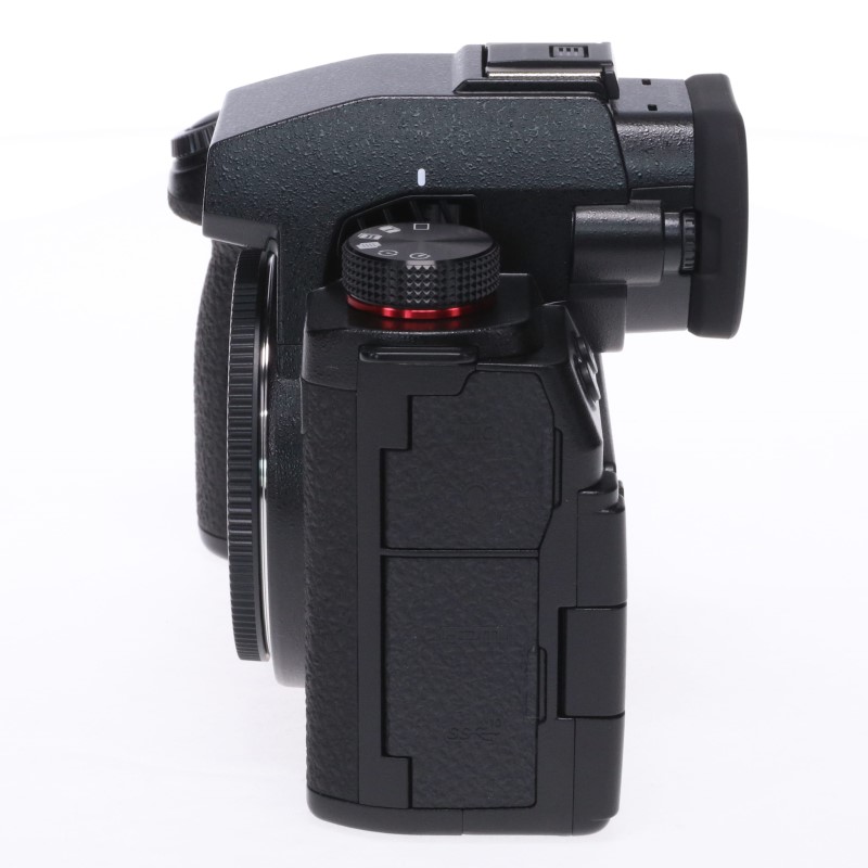 LUMIX DC-S5M2