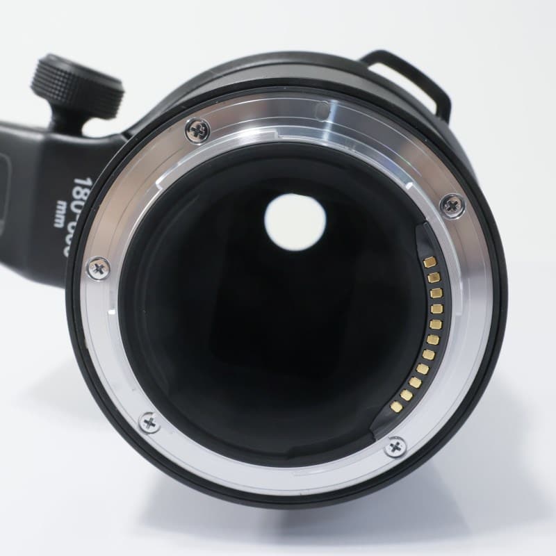 NIKKOR Z 180-600mm f/5.6-6.3 VR