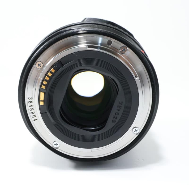 EF 24-105mm F4 L IS USM