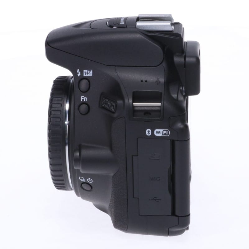 D5600 ボディ