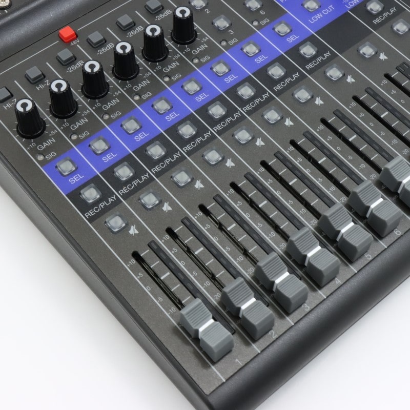 LiveTrak L-8 [デジタルミキサー/レコーダー]
