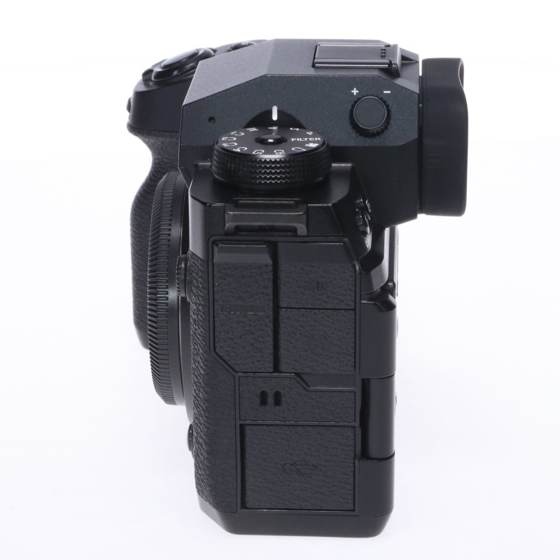 FUJIFILM X-H2S