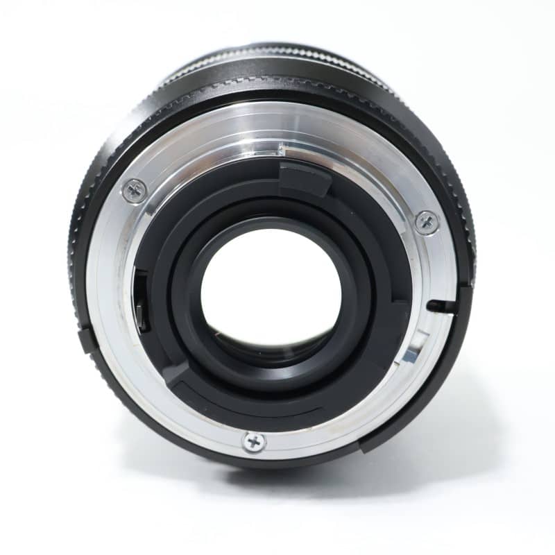 Makro Planar T* 2/50 ZF.2