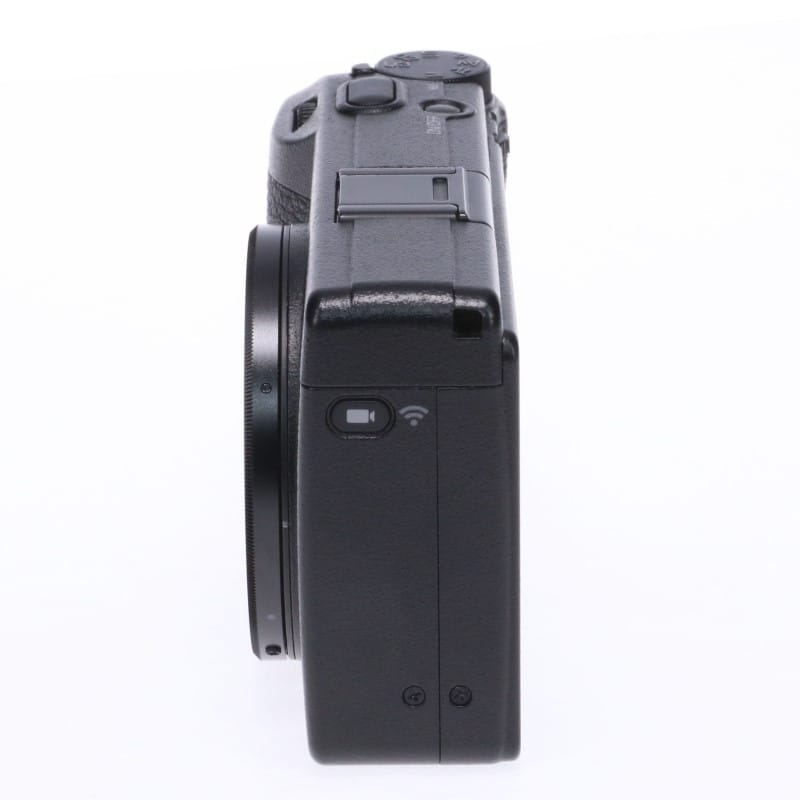 RICOH GR III