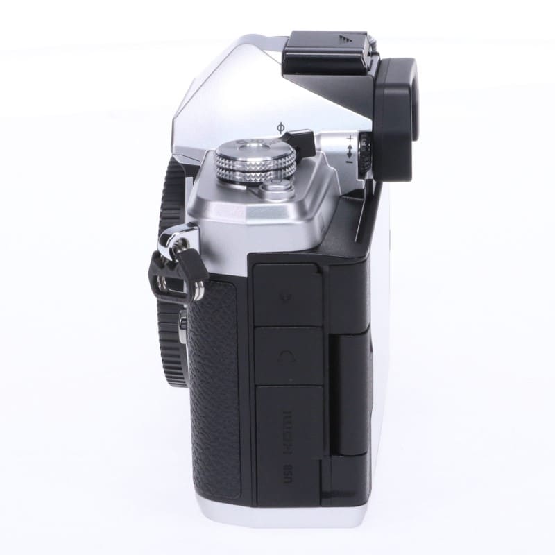 OM SYSTEM OM-3 ボディー シルバー