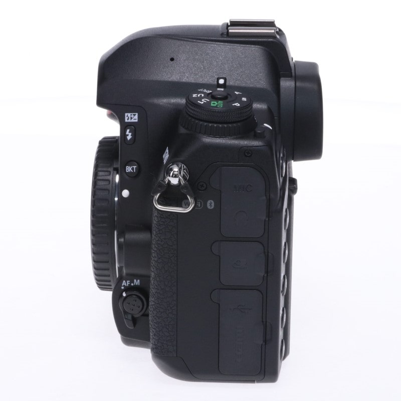 D780