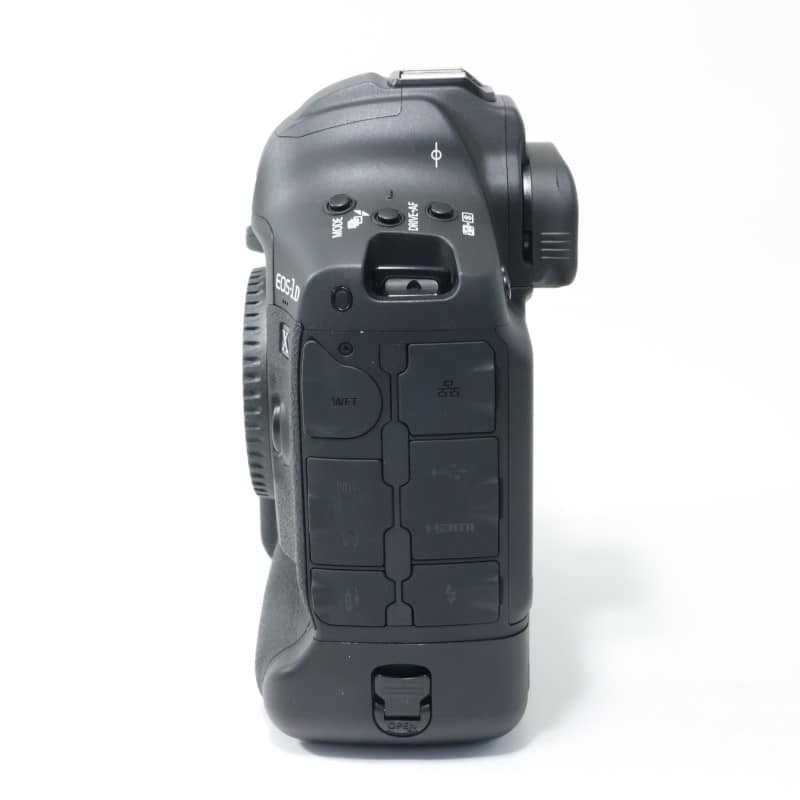 EOS-1D X Mark III ボディー