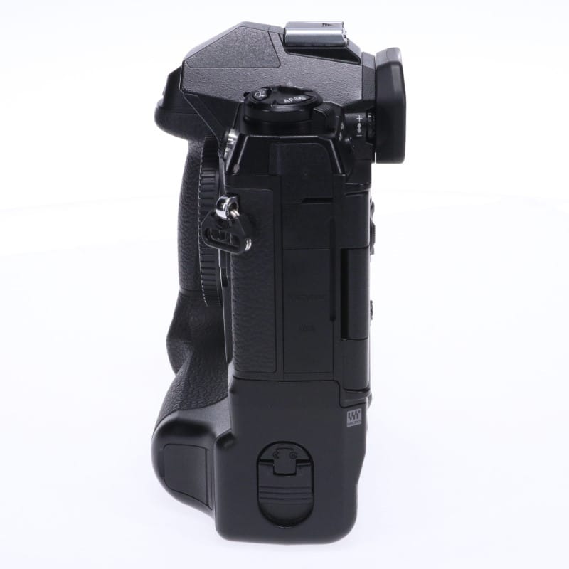 OM-D E-M1X ボディー