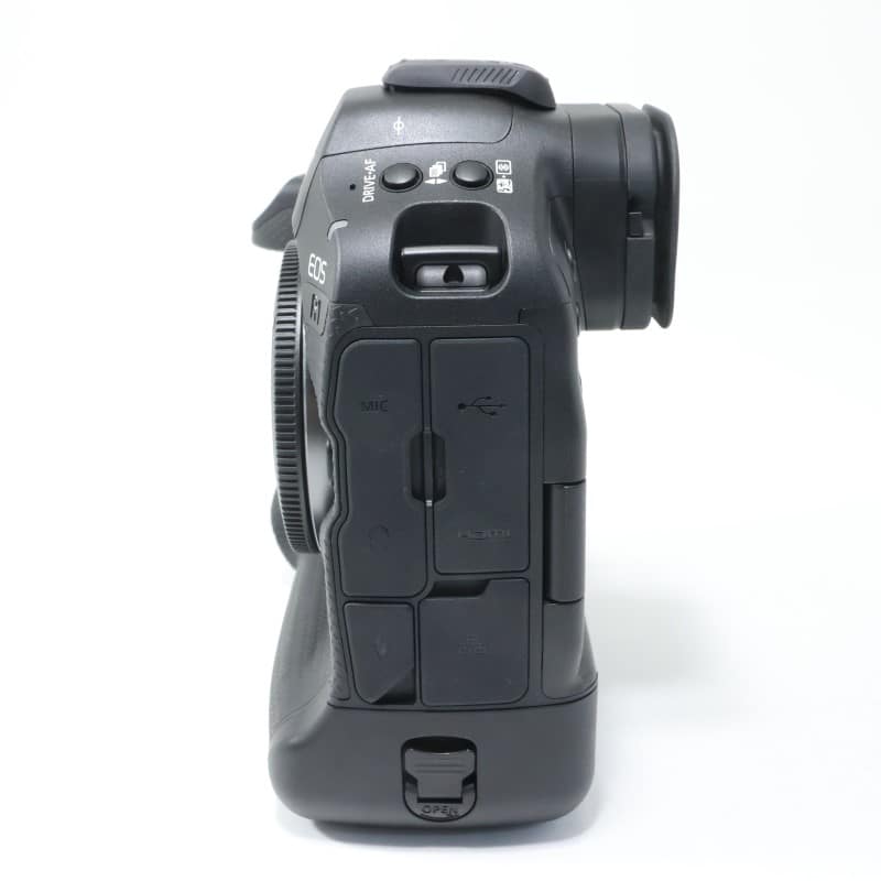 EOS R1 ボディー