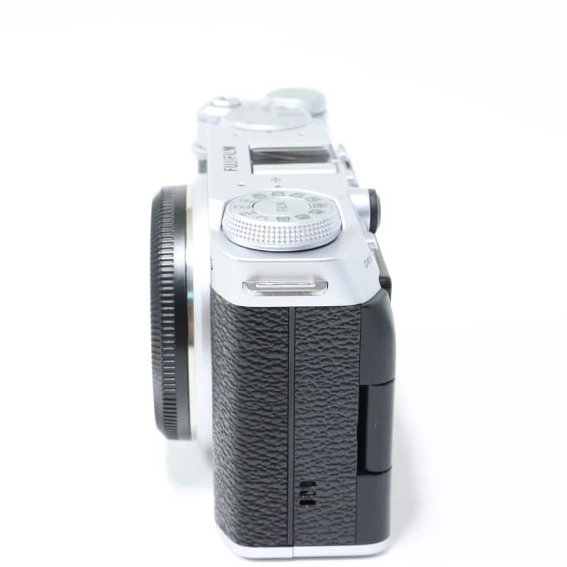 FUJIFILM X-M5 ボディ シルバー